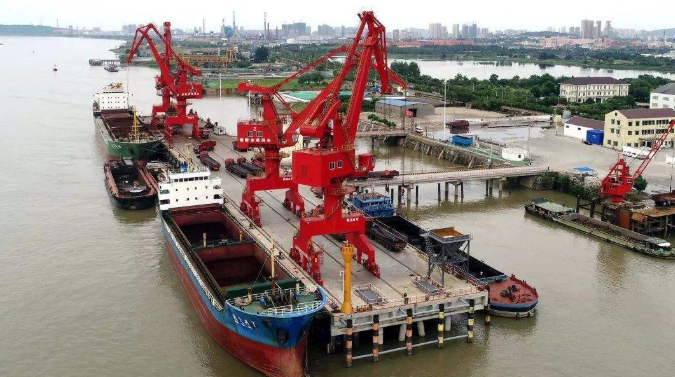 长宁概述露天料场港口封闭问题的实行方法